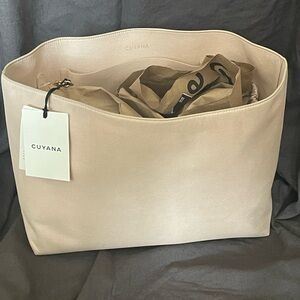 Cuyana Classic Tote Organization Insert in Blush dust bag included